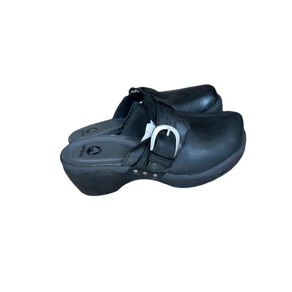 Crocs Black Leather Cobbler Buckle Slip On Clogs Mules Women’s Size 9 - Picture 5 of 9